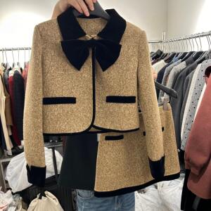 气质翻领显瘦小香风套装裙女秋冬修身法式西装领外套短裙一套搭配