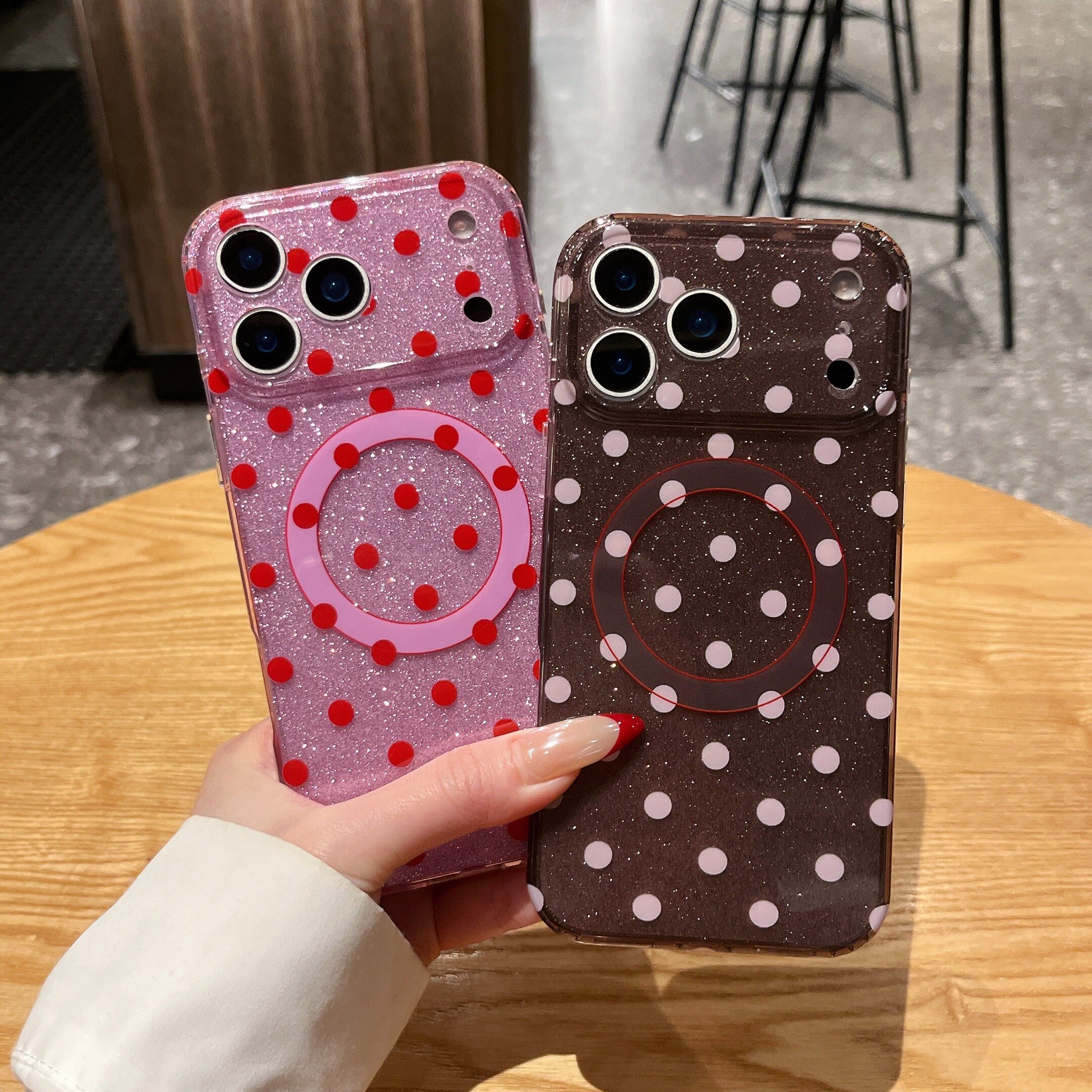 乐思茉 iPhone粉色巧克力棕波点碎闪磁吸ins风小清新双层imd日韩风简约高级iPhone磁吸手机壳苹果17pm适用