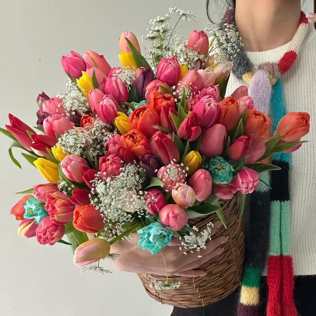 情人节绝美99支彩色郁金香抱抱桶