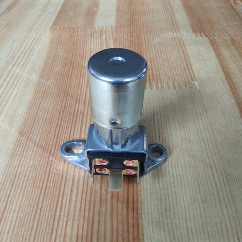 手术灯脚踏开关医院单孔无影灯脚踩开关冷光灯手术照明灯脚踩式