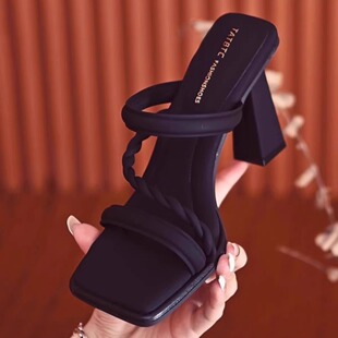 外穿一字拖鞋 方头气质凉拖鞋 女夏季 2026年新款 百搭方跟高跟鞋 时尚