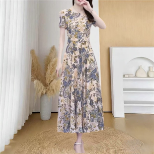 高级感碎花真丝雪纺连衣裙夏季短袖新款气质修身显瘦印花长款长裙