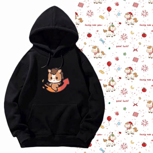 2026过年全家福马到成功文字印花马年男女情侣同款时尚潮带帽卫衣