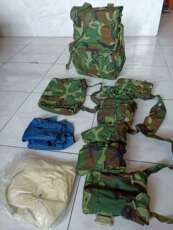 Жилет армейский 包邮正品退役99伞兵背包 战术背心 伞兵携行具收藏套库存cs吃鸡