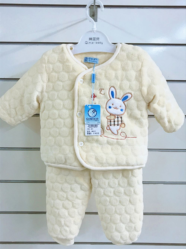 其密儿秋冬季宝宝保暖外出服提花珊瑚绒偏开套6101