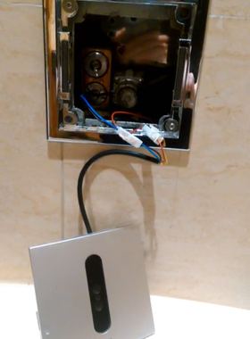 原装TOTO/DUE114UPK/113/115/126卫浴埋入式小便感应器隐藏式冲