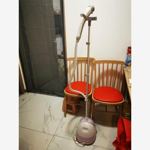 美的蒸汽熨烫机,适合丝绸、棉、麻、呢绒、化纤等材质使用