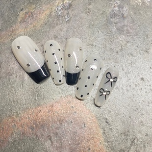 貓小姐手工彩繪定制穿戴甲法式 成品甲片 流光蝴蝶結美甲波點秋冬款