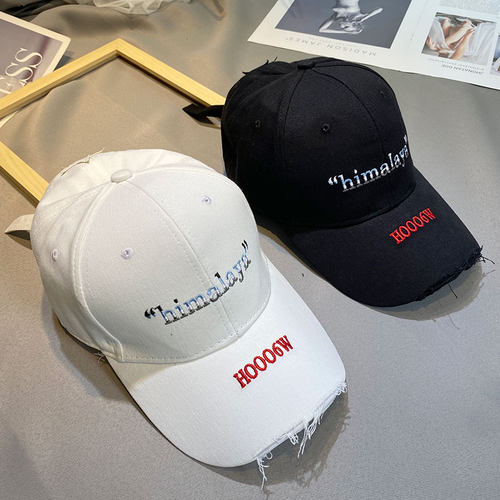 韩国五角星帽子价格 韩国五角星帽子图片 星期三