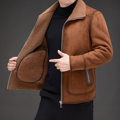 中青年仿鹿皮绒皮毛一体外套