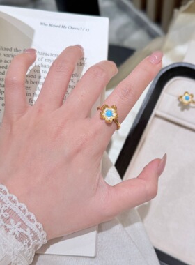 2026新款电镀真金闪钻拉丝金色立体小花戒指女简约精致高级感指环