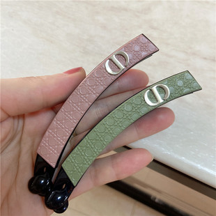 韩国东大门进口发饰大号皮革CD小香风香蕉夹盘发马尾夹横竖夹发夹