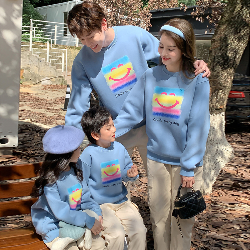 亲子一家三口四口家庭装卫衣早秋