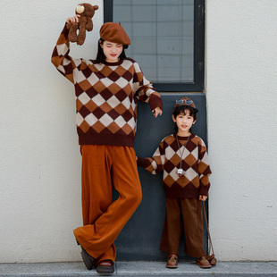 高级感亲子装秋冬装欧美式潮酷一家三四口家庭装母子母女复古毛衣