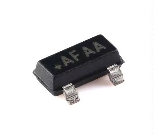 MAX809REUR+T  500pcs