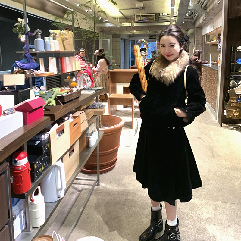 渔小平 伦敦日记 平平绒加绒环保毛领短外套女黑色仿皮草保暖外套,淘宝优惠券,粉丝福利购,淘宝优惠卷