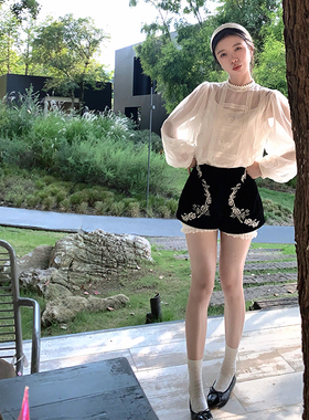 渔小平 琉璃花 超好看的刺绣仙仙蕾丝打底衫2025秋冬独特别致上衣