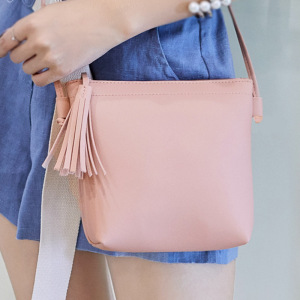 单肩包休闲斜挎包