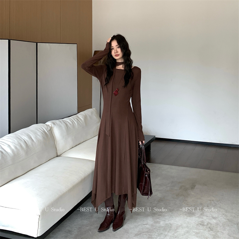 不规则连衣裙BestU设计感