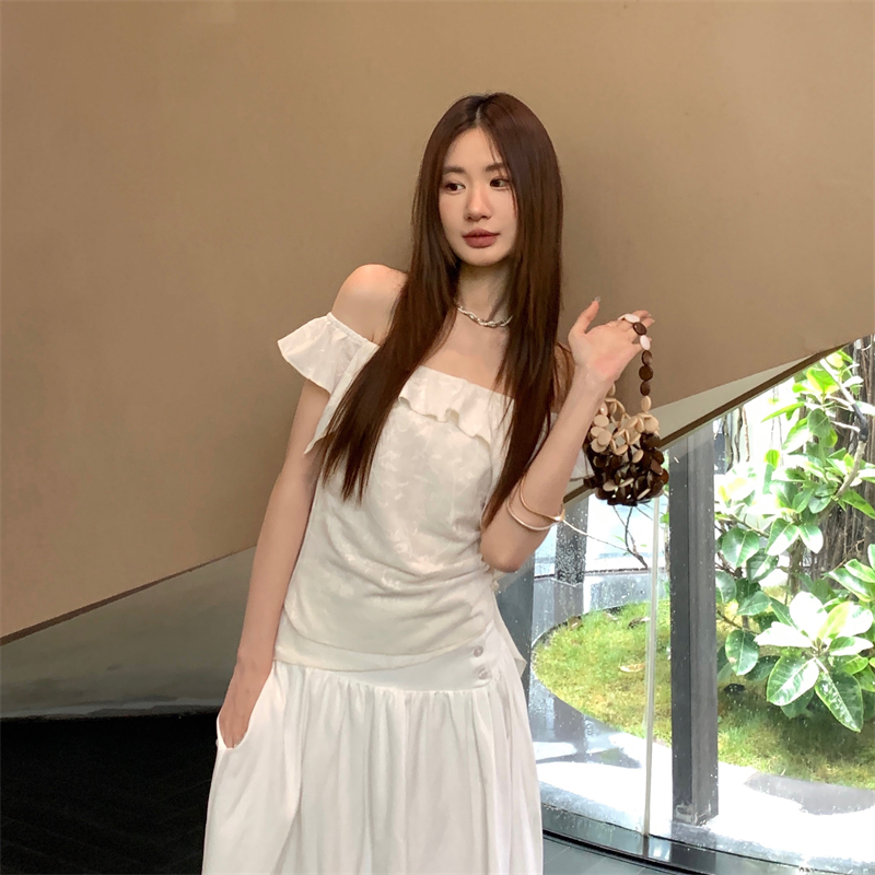 BestU提花一字肩修身荷叶边上衣