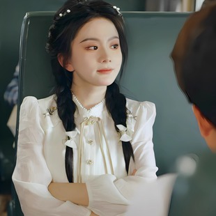 短剧美人在七零温宁马秋元同款学院风刺绣长袖连衣裙2025春装新款