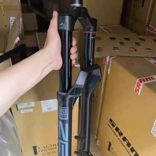 FOX 38 Factory前叉 GRIP2阻尼，170mm行程，110x15开档