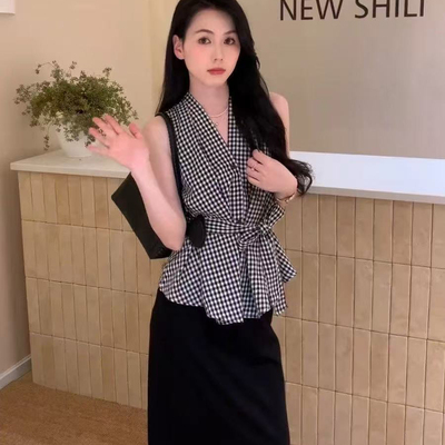 白格纹V领无袖小衫(配飘带)(不含半裙)62253上衣
