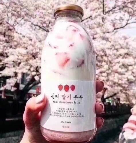 江南区草莓牛奶2瓶是果酱牛乳