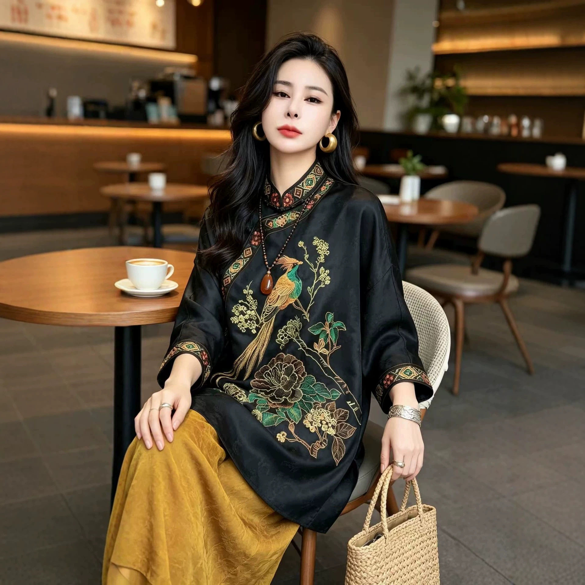 园园美衣风女装人丝香云纱重工刺绣上衣复古老钱风轻奢太太服春秋
