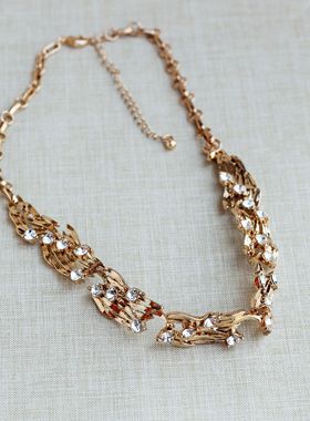 金色复古亮面镂空树叶耳环女设计个性法式气质高级感镶嵌亮钻颈链