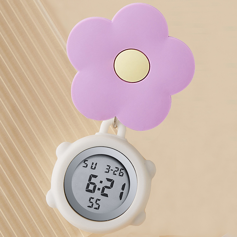 品瓷可伸缩拉伸护士表女医护秒表