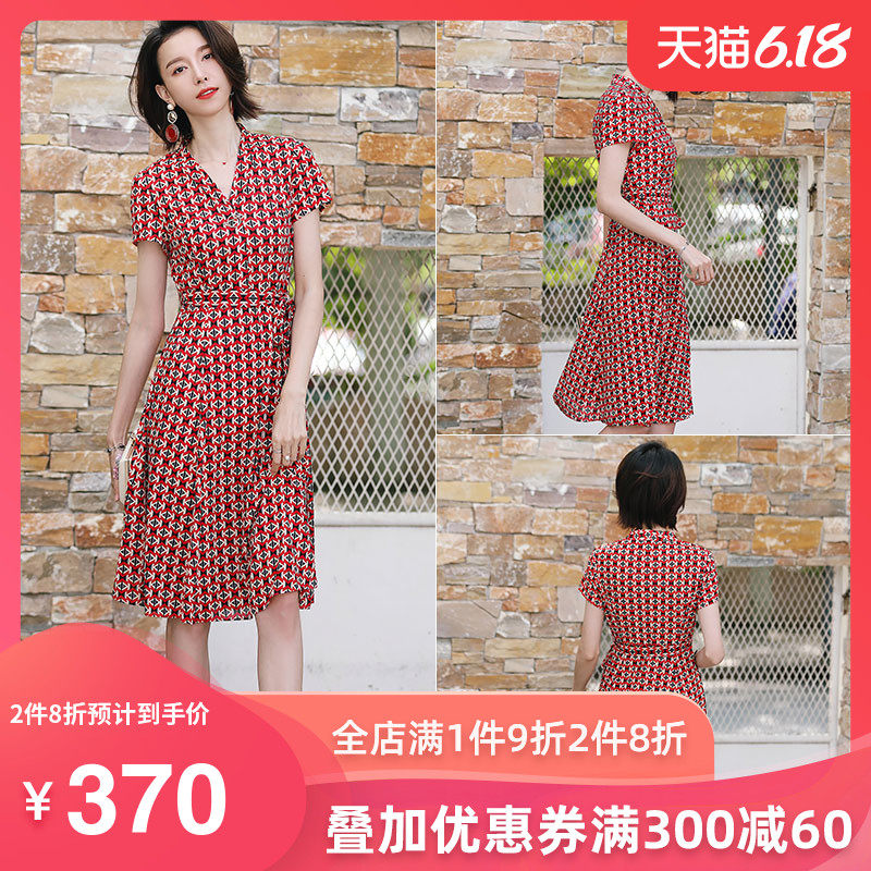 名人瑞裳2018夏季新款女装v领收腰雪纺连衣裙中长款休闲印花裙子