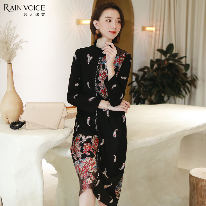 名人瑞裳2021新款中国风连衣裙女春秋圆领长袖过膝长裙妈妈休闲潮