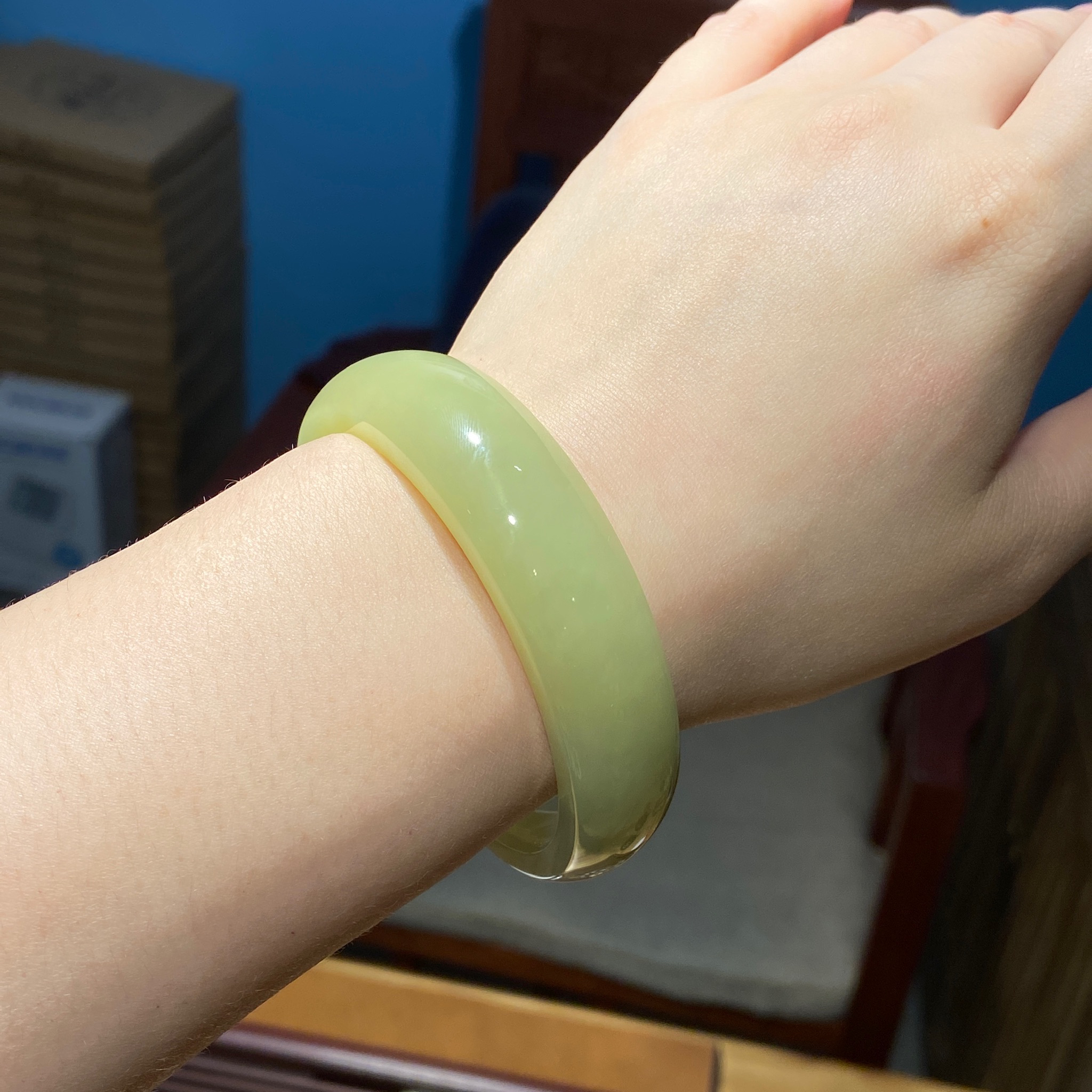 精品黄口料宽条手镯60圈口