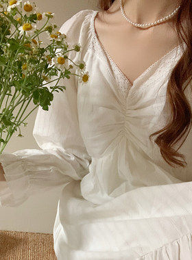 纯欲风白色长袖睡裙女