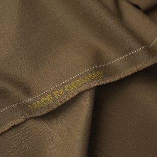 德国进口卡其褐色细腻斜纹柔顺亲肤华达呢精纺羊毛面料设计师布料