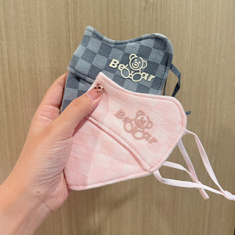 可爱格子小熊加绒儿童口罩学生秋冬保暖加厚面罩户外纯棉护眼角