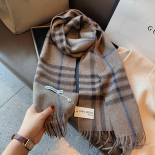 高品质100%纯羊毛围巾女经典 保暖披肩 格子搭配大衣情侣围脖秋冬季