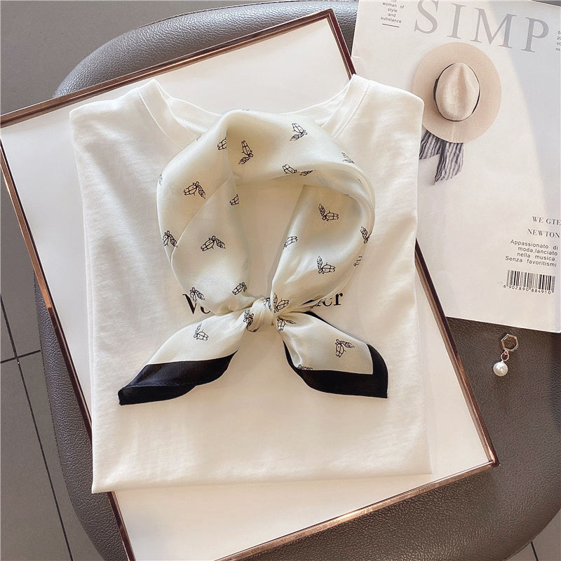 卡通小马头韩版春秋夏新真丝围巾