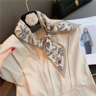 温柔卡其色森系小丝巾配饰女生春秋季 飘带绑包 职业OL气质领巾薄款