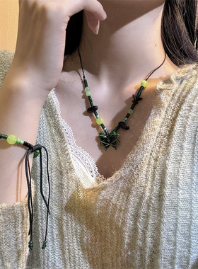 串珠锁骨链女性绿色蝴蝶抽拉项链