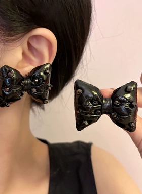甜酷少女y2k绒皮质黑色蝴蝶结耳环配饰新款耳饰