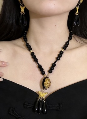 新中式花朵蝴蝶水滴流苏黑色串珠项链耳环法式重工时尚饰品