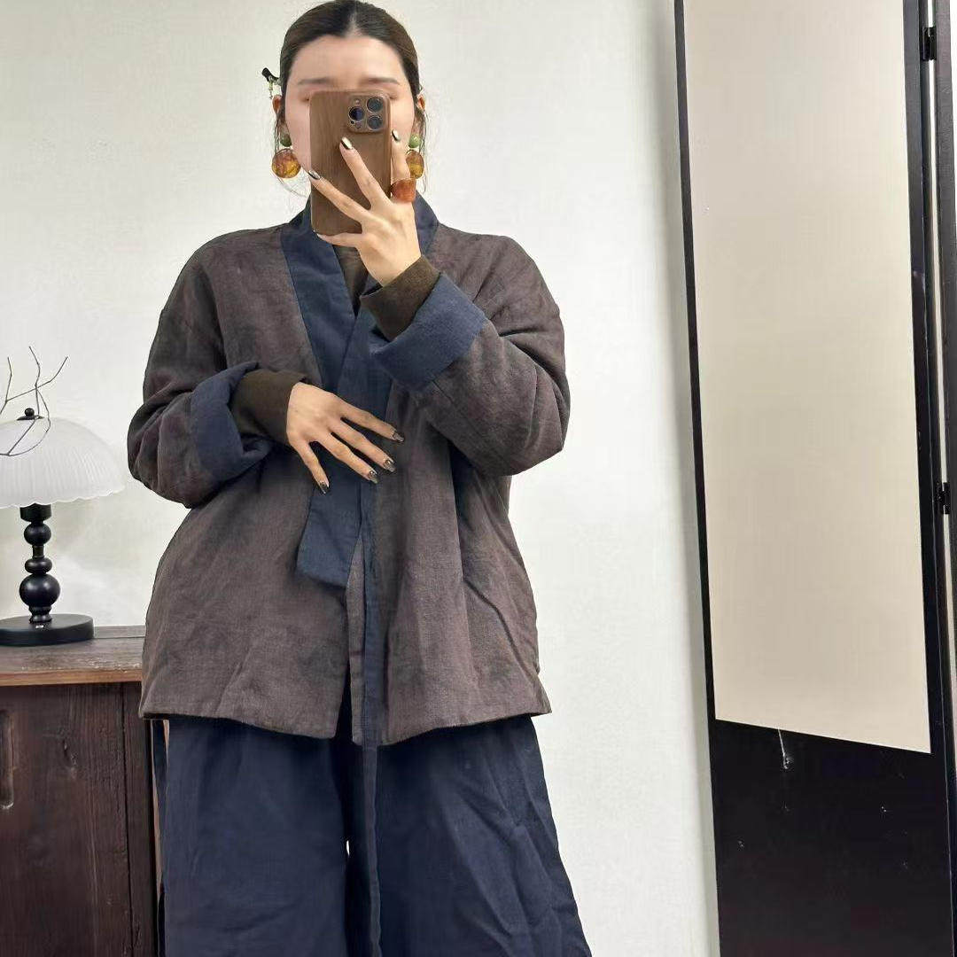麻雀~23495汉服式V领暗纹印花夹棉亚麻棉衣无扣系带袍子棉服棉袄