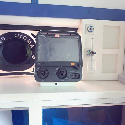 定制各品牌呼吸机支架台面支架