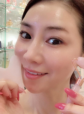 粉水晶玉石滚轮按摩器粉晶脸部眼部美容双头滚轮刮痧板美容院家用