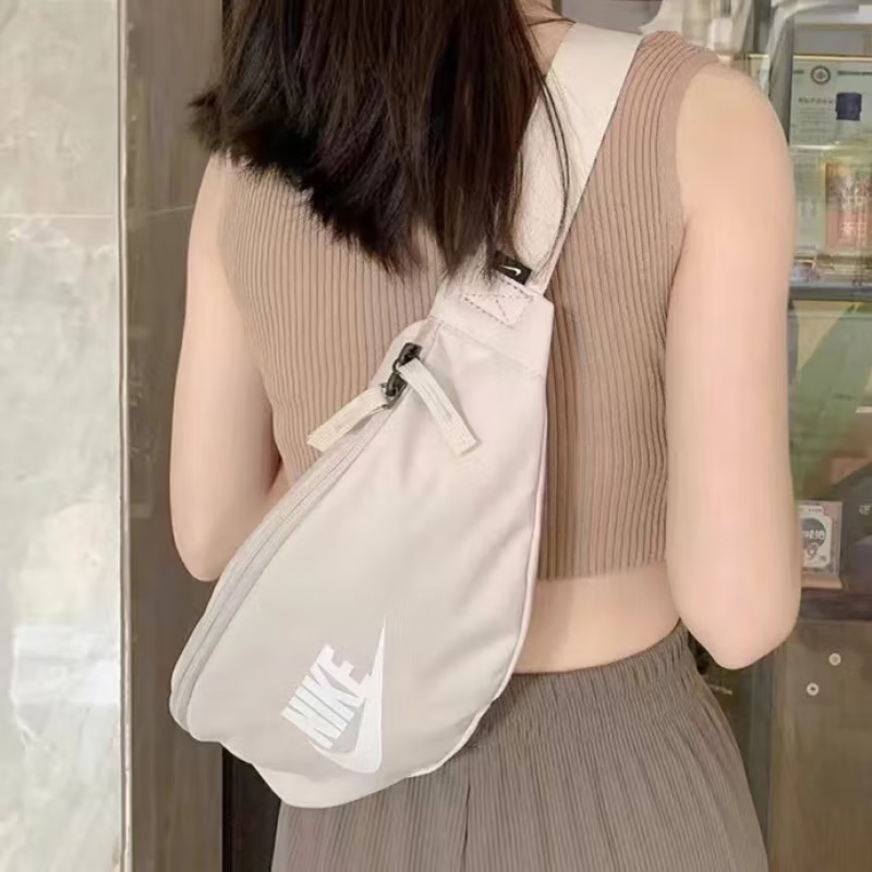 正品nike耐克运动男女单肩胸包休闲手机收钱腰包小斜挎包潮DB0