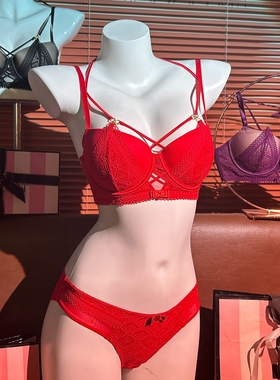 维多利泡芙本命年结婚红色挂脖聚拢防下垂文胸套装女士内衣胸罩