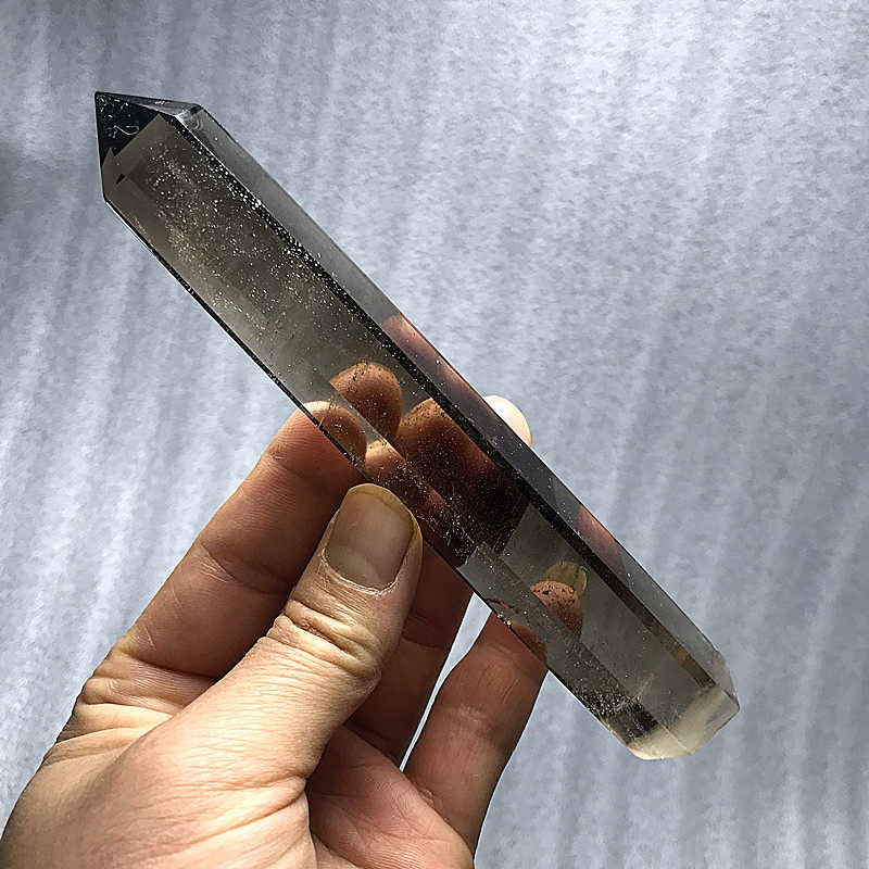 天然特色茶水晶六棱单尖柱原石原矿居家办公矿物石手把件装饰摆件