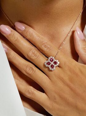 2025新款欧美新款轻奢时尚四叶草培育红宝项链S925银彩宝吊坠锁骨